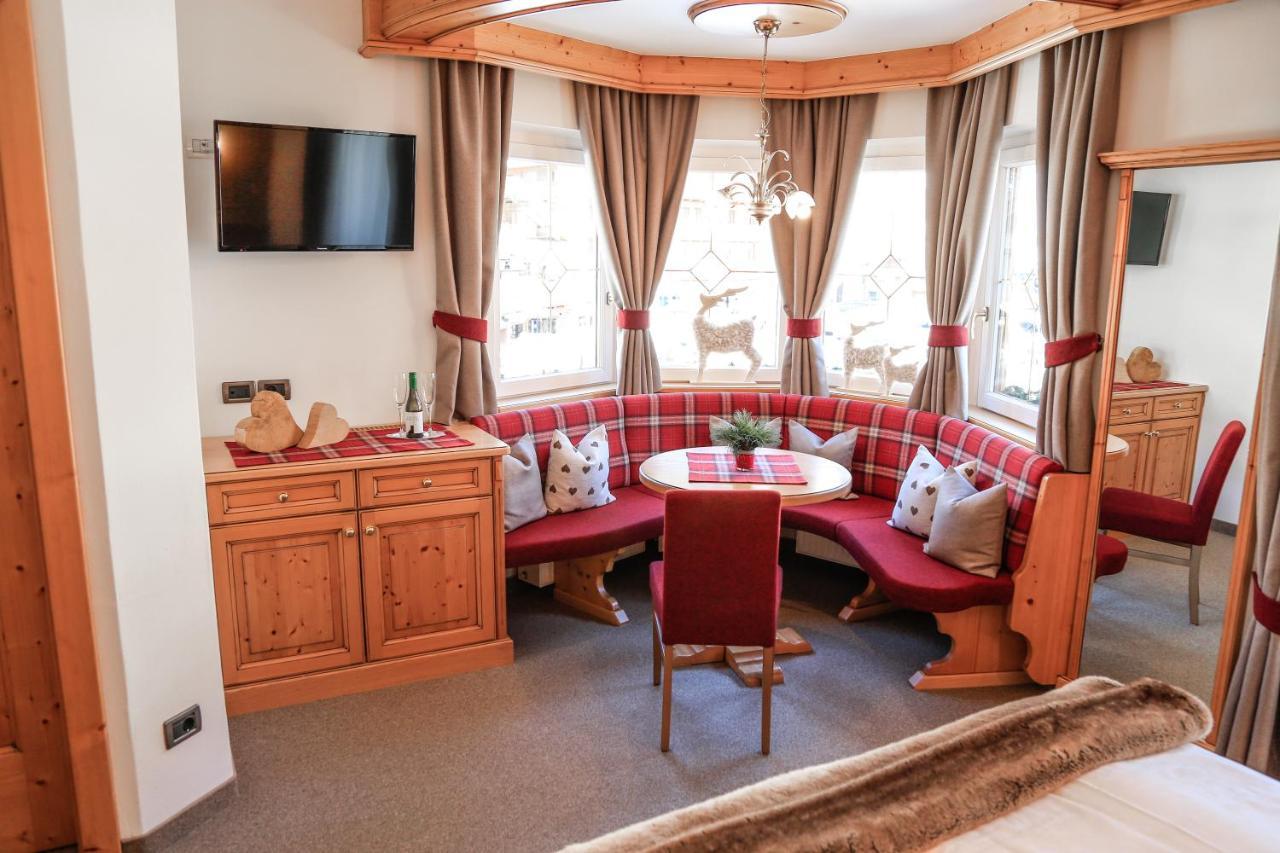 Garni Villa Maria Selva di Val Gardena Ngoại thất bức ảnh