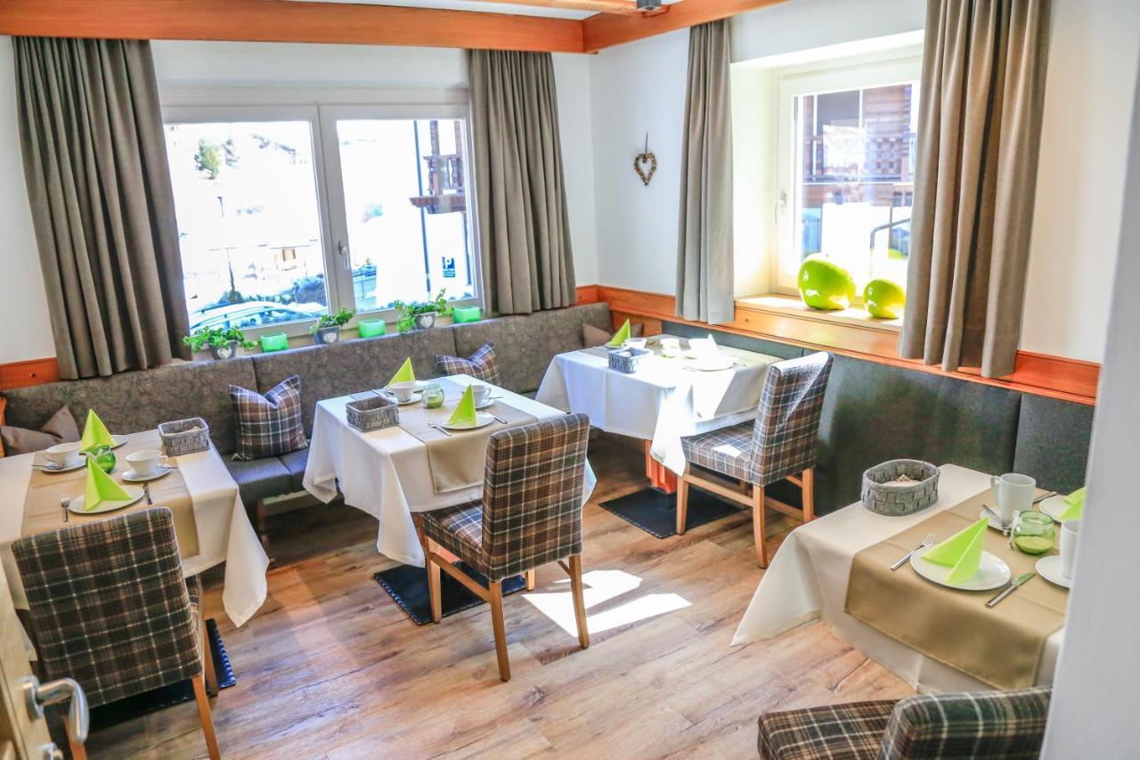 Garni Villa Maria Selva di Val Gardena Ngoại thất bức ảnh